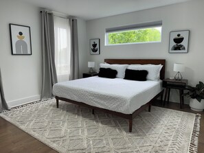 3 Schlafzimmer, Schreibtisch, Bügeleisen/Bügelbrett, kostenloses WLAN