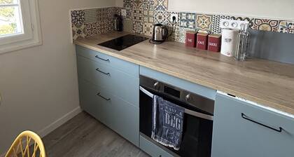 Plaisirs ocĂ©aniques : Appartement de rĂȘve en bord de mer Ă  Hauteville-sur-Mer