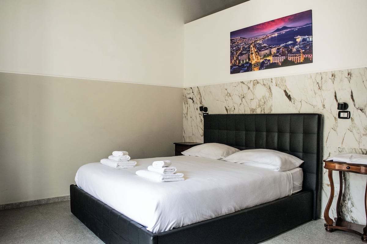 Suite Castello | 1 bedroom, premium bedding, laptop workspace, iron/ironing board