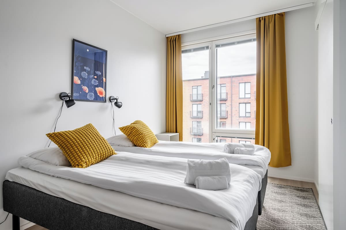 Business Apartment, 1 Bedroom | 1 bedroom, desk, blackout drapes, soundproofing