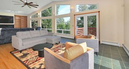 Grizzly Lodge at the Lake | Close to Kenai River