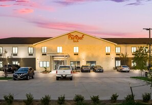 Exterior - Red Roof Inn Lancaster, TX (Lancaster)