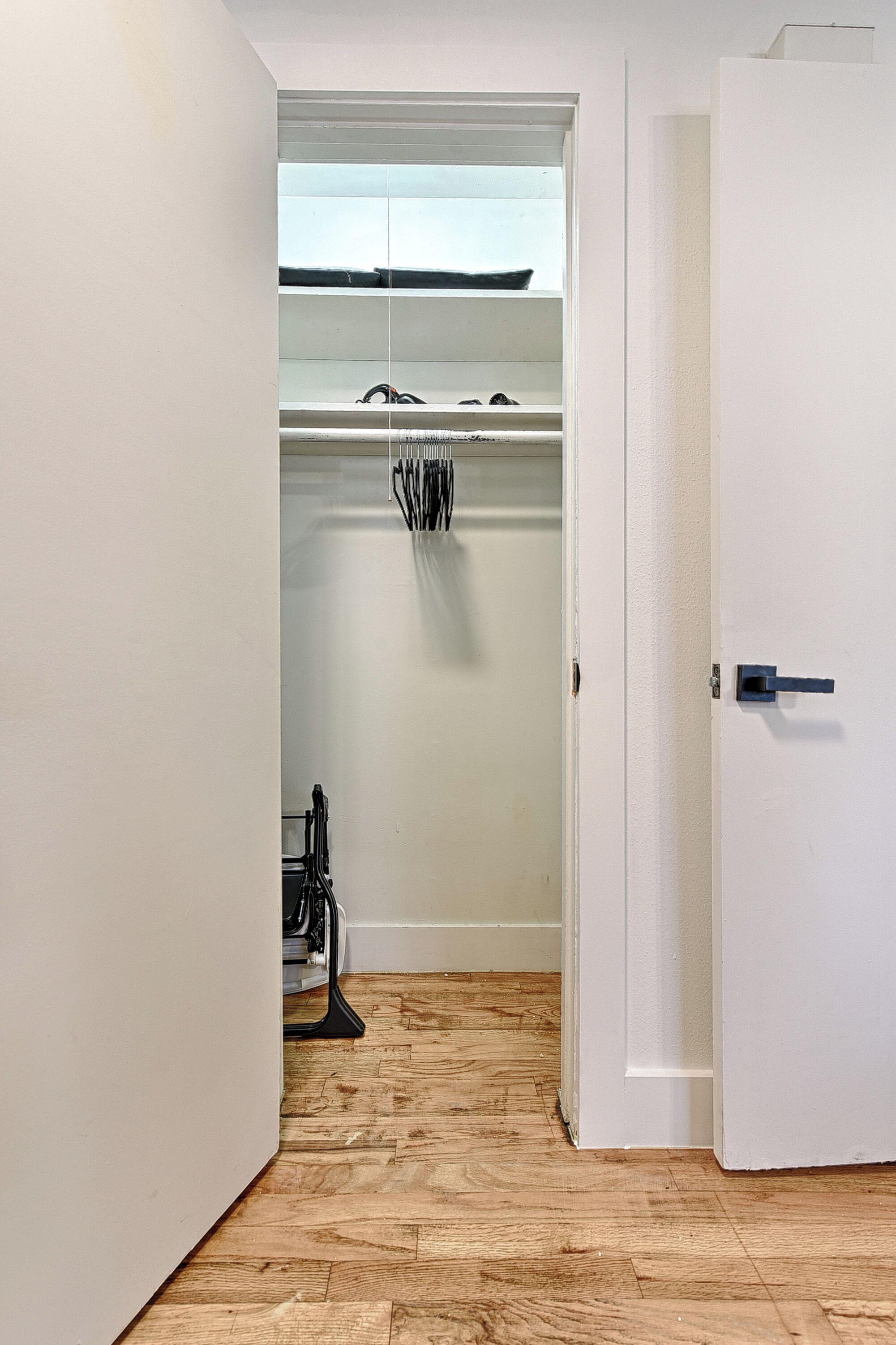 Signature Apartment, 1 King Bed, Kitchen | 1 bedroom, premium bedding, down duvets, memory-foam beds