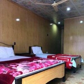 Standard Double Room | Free WiFi