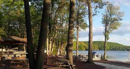 3BR Mtn & Lake Getaway w/6 Beachclub & Pool Passes
