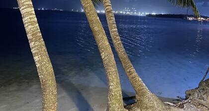 Beach View 1 Bedroom Apartment 4A