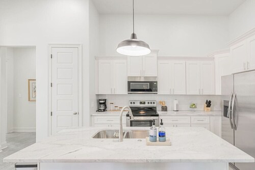 Brand New, Modern home  In The Heart Of Lafayette