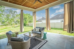 Terrace/patio - Brand New, Modern home In The Heart Of Lafayette (Lafayette)