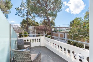 Deluxe Room | Individually decorated, individually furnished, travel crib, free WiFi - 1893 Hotel Boutique (Navajas)