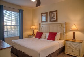 3 bedrooms, iron/ironing board, travel cot, WiFi - Vista Cay Standard 3 bedroom condo (Orlando)