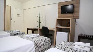 1 quarto, Wi-Fi de cortesia, roupa de cama