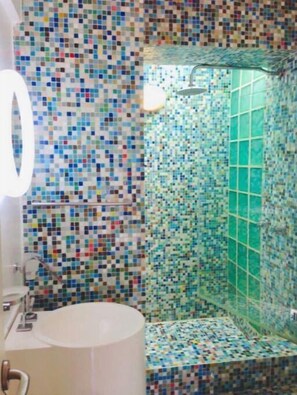 Shower, towels, toilet paper