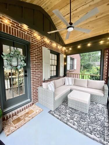 Cottage by the Square