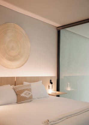 基本客房 | 1 間睡房、迷你吧、書桌、遮光窗簾/窗簾