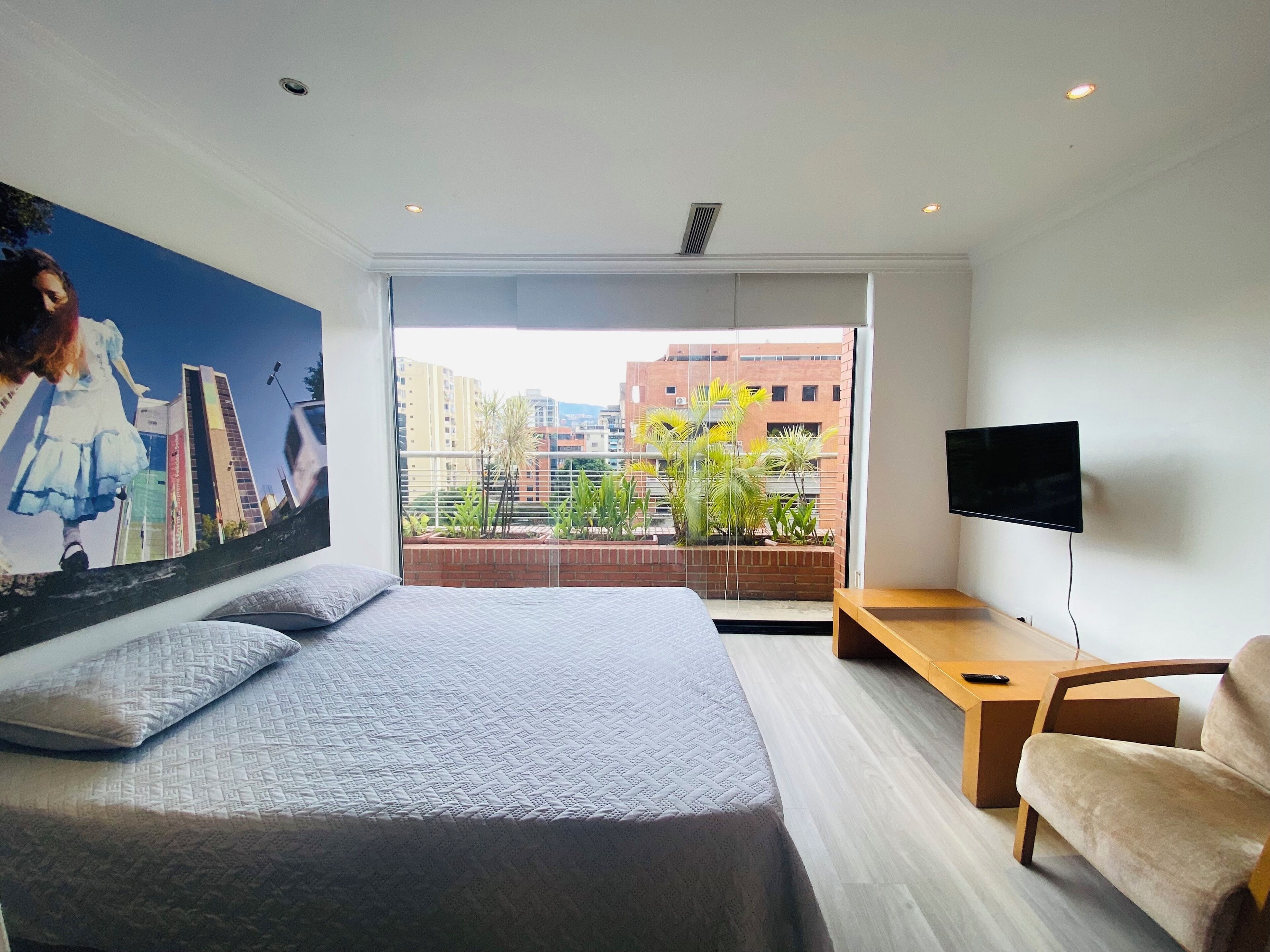 2 bedrooms, desk, iron/ironing board, free WiFi