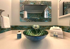 Luokittelematon kuva, 4 kautta 22, painike