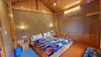 1 habitación, escritorio, wifi gratis y ropa de cama