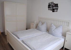 1 Schlafzimmer, WLAN, Bettwäsche
