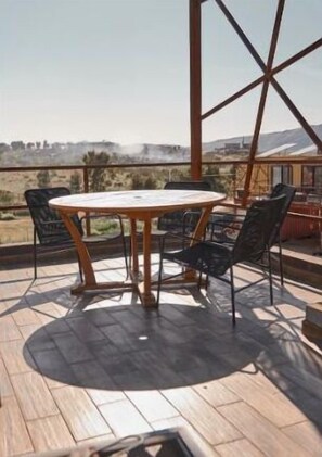 Outdoor dining - SUEÑA@TierraAmada-in the heart of the valley 1OF7 (Guadalupe, Ensenada)