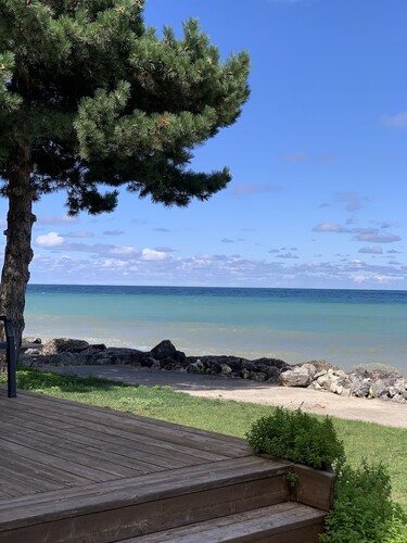 Waterfront cottage on Georgian bay