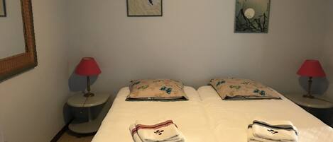 1 bedroom, WiFi, bed sheets