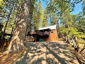 Exterior - Happy Cabin - Twain Harte Lake Access- Remodeled (Twain Harte)