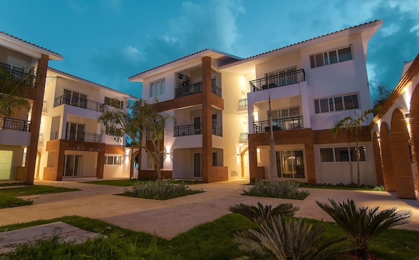Exterior - Coral Village | Premium Penthouse with Plunge Pool (Bavaro)