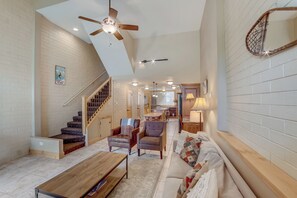 Smart-tv, pejs, dvd-afspiller