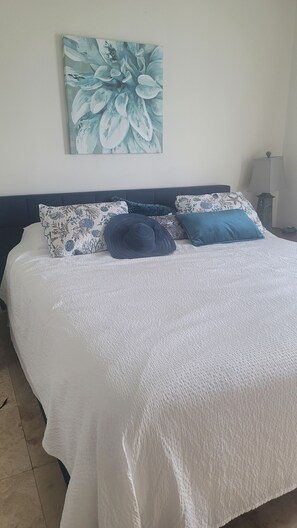 3 bedrooms, WiFi, bed sheets