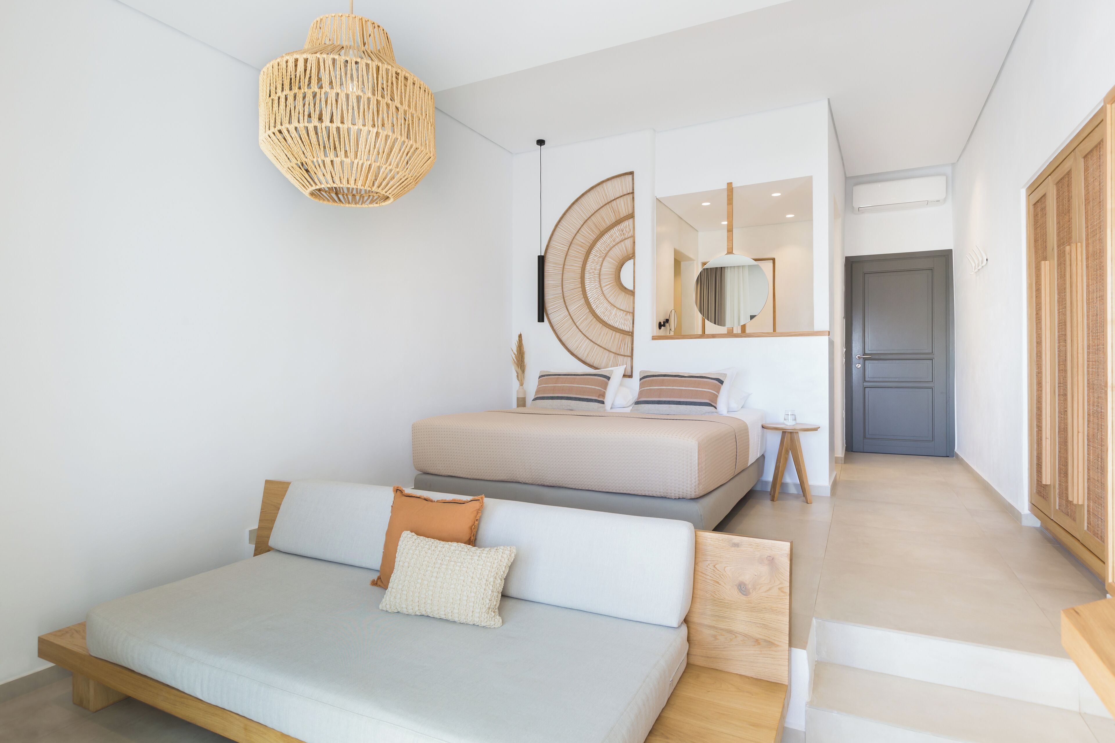 Deluxe Suite, 1 Bedroom | In-room safe, desk, soundproofing, iron/ironing board