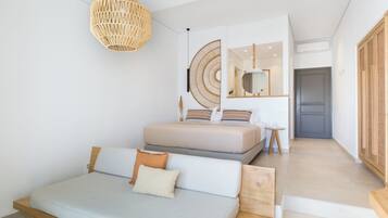 Deluxe Suite, 1 Bedroom | In-room safe, desk, soundproofing, iron/ironing board