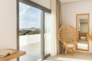 Sundunes Suite, 1 bedroom, sea view | Vista desde la habitación