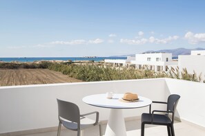 Caja de seguridad en la habitación, escritorio y insonorización 