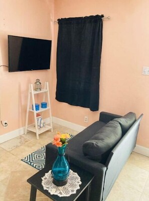 TV