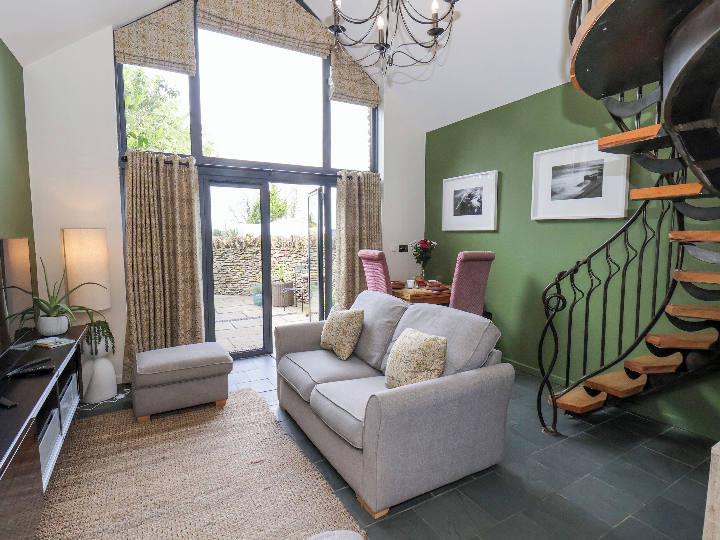 Cottage | Living area