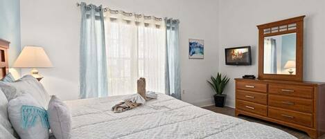 4 bedrooms, iron/ironing board, free WiFi, bed sheets