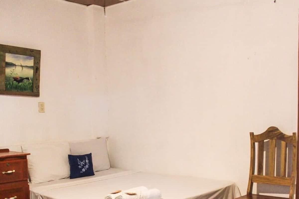 1 habitación, sábanas de algodón egipcio y ropa de cama de alta calidad