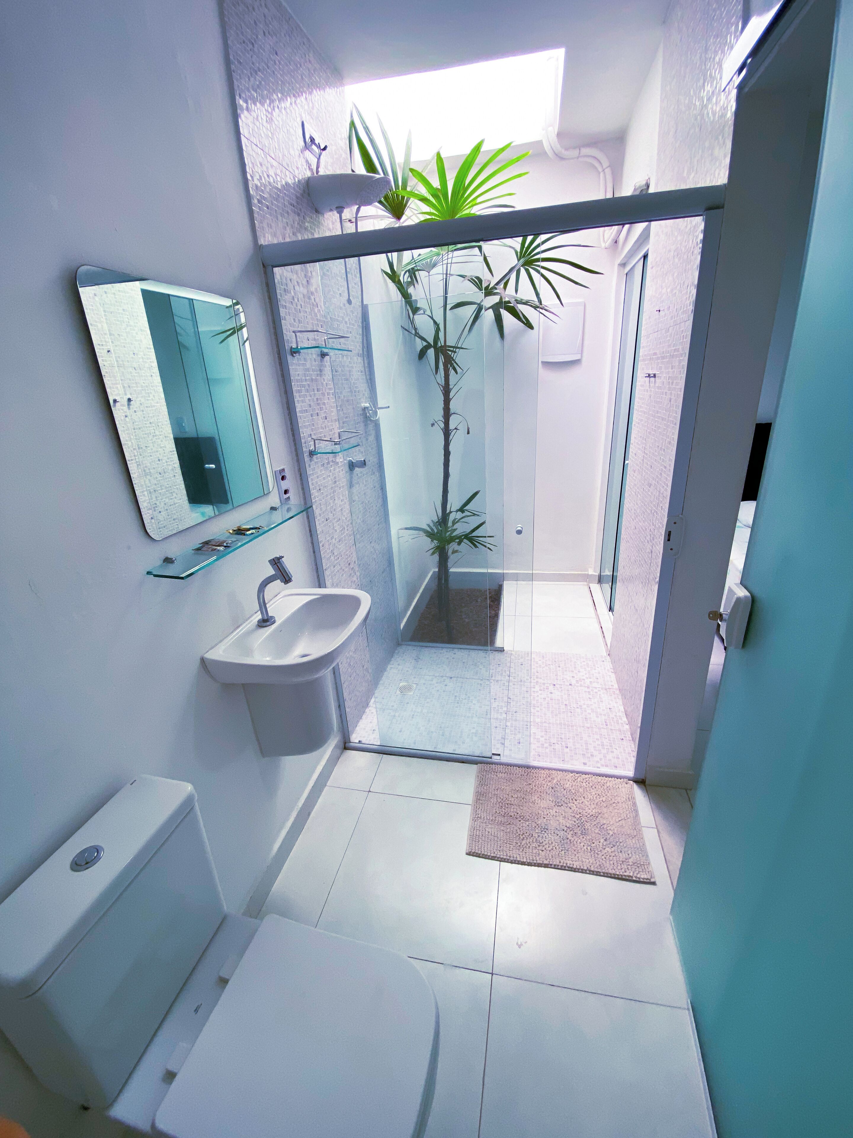 Standard Triple Room, Private Bathroom | Bathroom | Shower, bathrobes, towels, soap