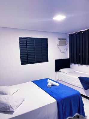 スーペリア トリプルルーム 専用バスルーム | 客室ごとに異なる装飾、WiFi (無料)、ベッドシーツ