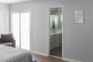 3 bedrooms, iron/ironing board, travel crib, WiFi