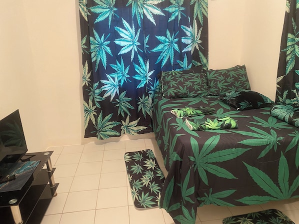 3 chambres, fer et planche Ă repasser, Wi-Fi, draps fournis