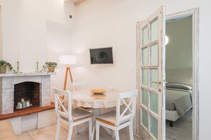 Dining - Apartment in the historic center, all attractions can be visited on foot! (Firenze)