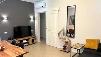 Smart-TV, Bücher