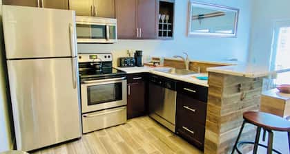 SKI-IN, SKI-OUT LOFT! IN the HEART of JIMINY PEAK VILLAGE! LIFT and MT. VIEWS!