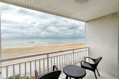 Ocean Sands Resort Oceanfront condo with Oceanfront Balcony