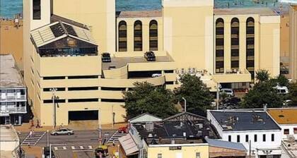 Ocean Sands Resort Oceanfront condo with Oceanfront Balcony