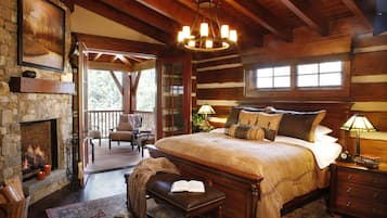 Shuswap Private Residence | 4 bedrooms, Frette Italian sheets, premium bedding, down duvets