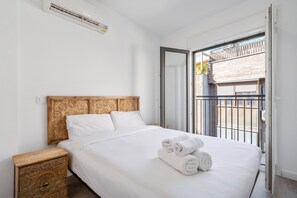 1 bedroom, iron/ironing board, free WiFi, bed sheets - apartamentos reformados en vallecas de alquiler temporal (Madrid)