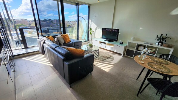 TV, offices