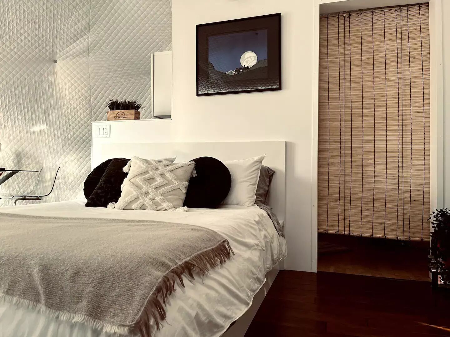 1 bedroom, WiFi (free), bed sheets